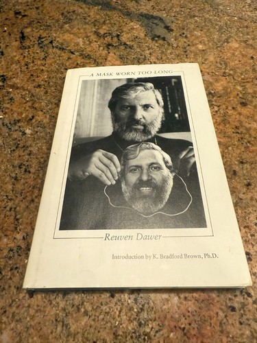 Reuven dawer mask worn too - reuven, a