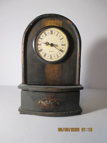 Piccolo orologio legno - legno, ad